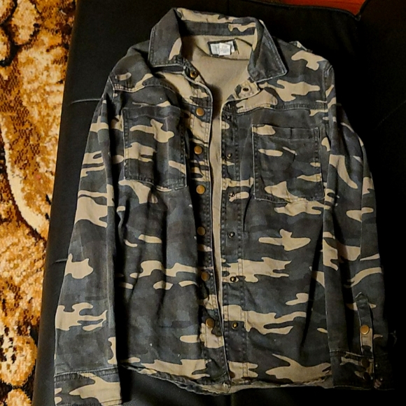 Camo jacket - Picture 1 of 1